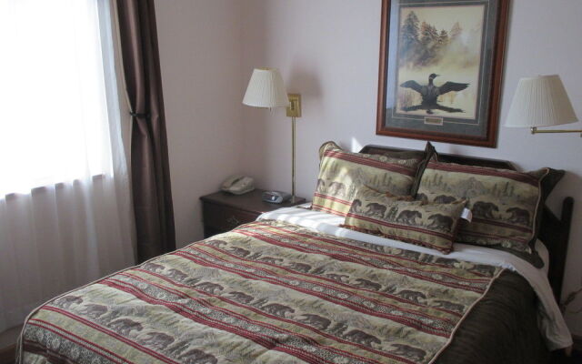 Totem Hotel and Suites