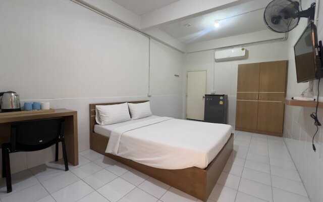 Ze Residence Rarm Intra