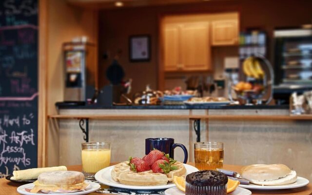 Best Western Plus Mission City Lodge