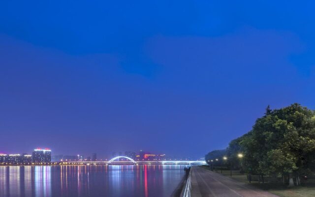 The Azure Qiantang, a Luxury Collection Hotel, Hangzhou