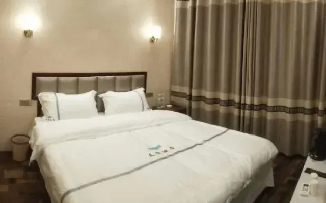 Huangping Friendship Hotel