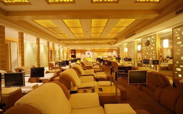 Royal Prince Hotel