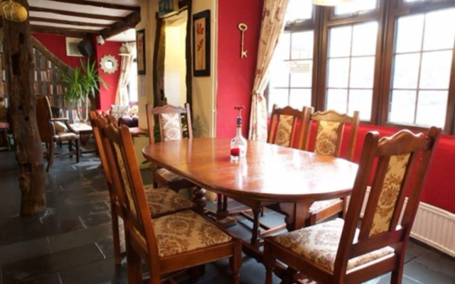 The Heath Inn