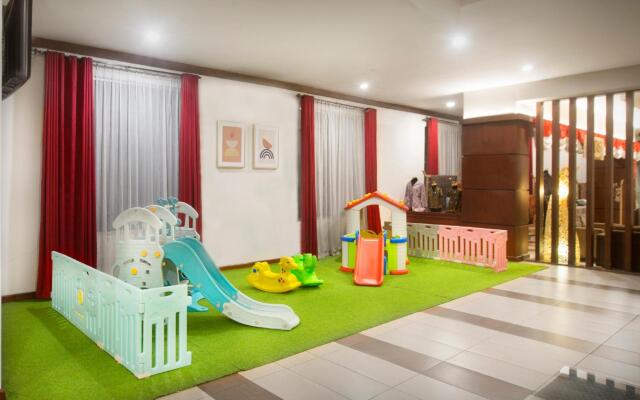 Grand Tryas Hotel