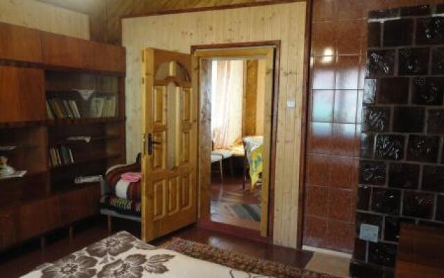Zatishok Guest House