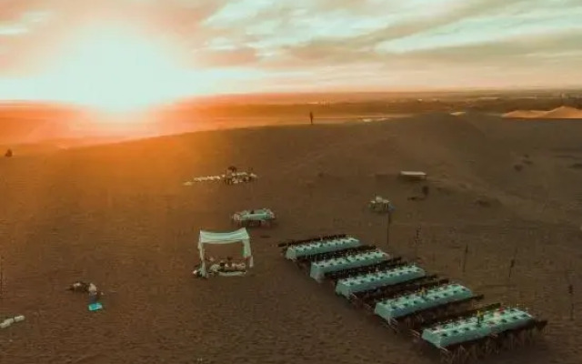Dunhuang Mingsha Mountain Desert Starry Camp