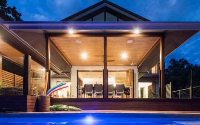 Trito Oceans Edge Luxury House