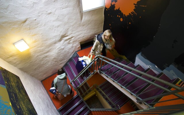 Snoozles Hostel