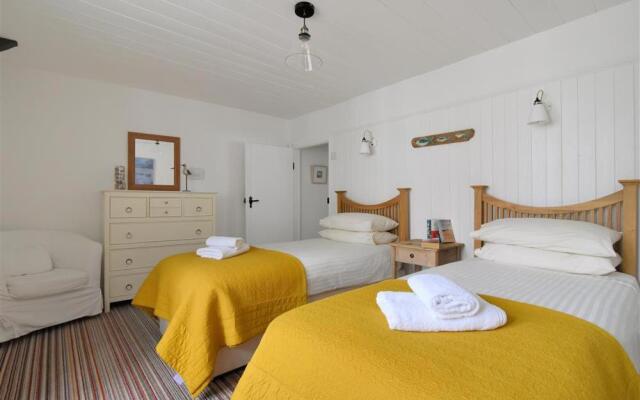 12 Maritime House