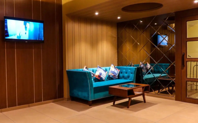 Rudra Shelter Business Hotel