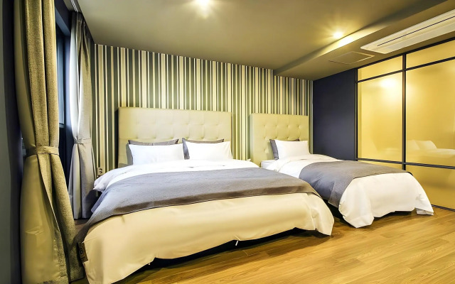 Gimhae Brown Dot Hotel Waterpark
