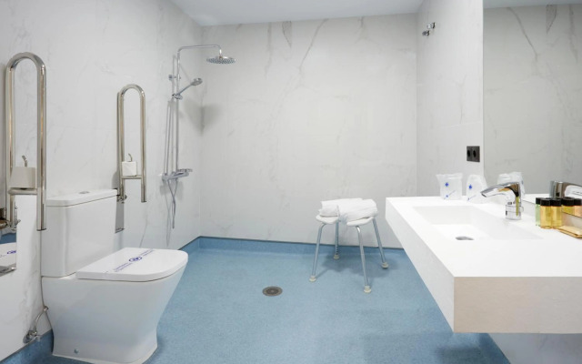 Hotel Arias Aeropuerto