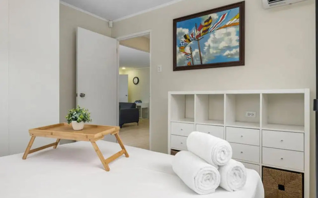 Lovely 3br2ba w Wifi Parking in Central Location