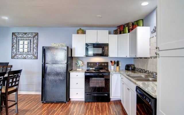 Third Floor Seabatical Condo in Mustang Island by Redawning