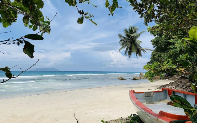 Oceanic View Apartments