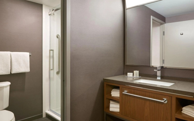 Courtyard by Marriott Toronto Mississauga/Meadowvale