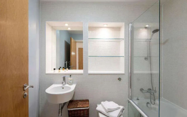 Great Suffolk Street Apartments in Waterloo by MySquare