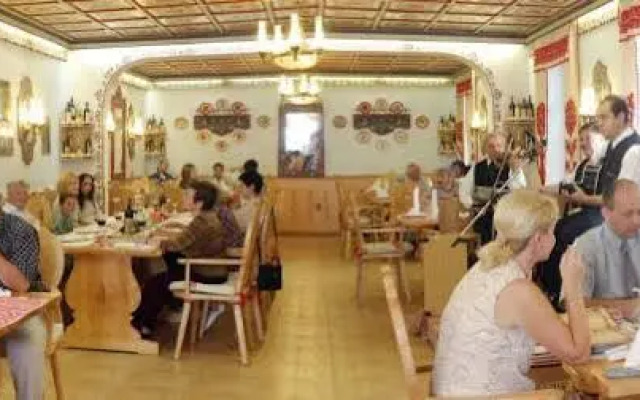 Agape Hotel & Restaurant