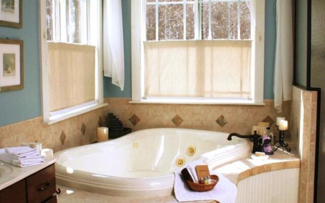 Seven Oaks Bed & Breakfast