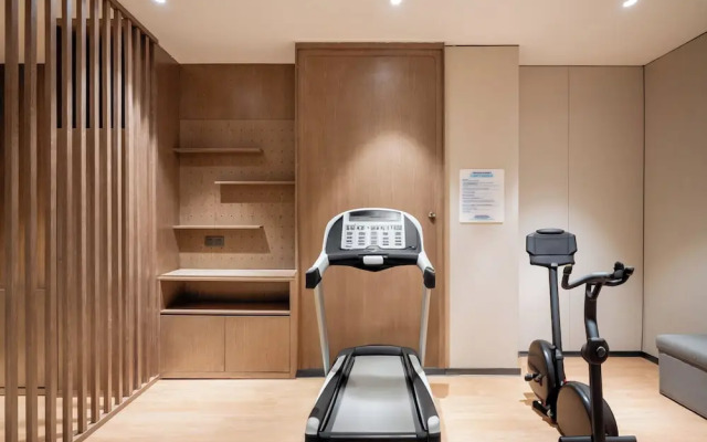 Holiday Inn Express Shanghai Pujiang Lianhang Rd M
