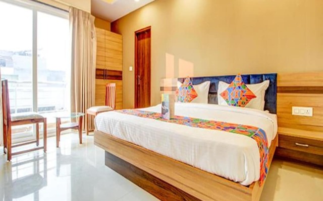 Hotel 7th Crossing by FabHotel