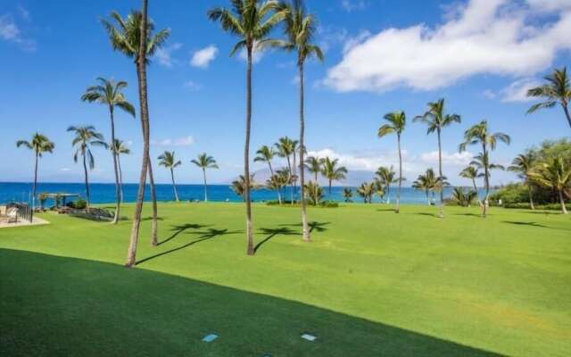 Kihei Surfside, #213 1 Bedroom Condo by RedAwning