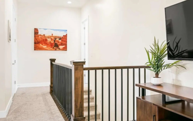 Red Cliffs Retreat Ocotillo #8 by RedAwning