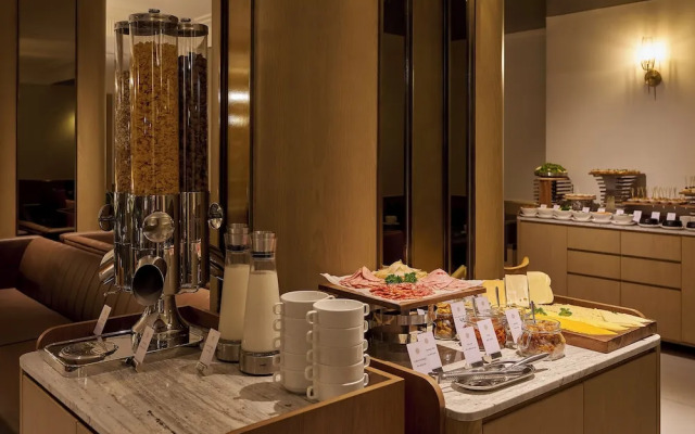 La Siesta Premium Saigon Central