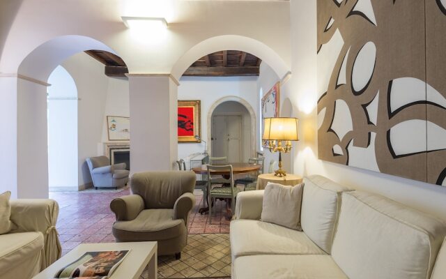 Rsh Condotti Exclusive Apartment