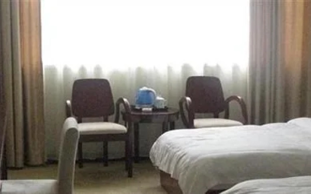 Tai'an Century Business Hotel