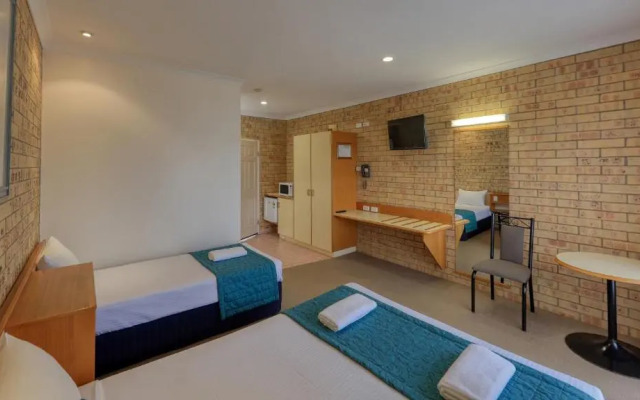 Mulga Country Motor Inn