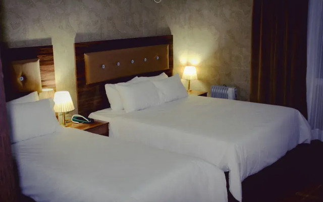 Angel Hotel