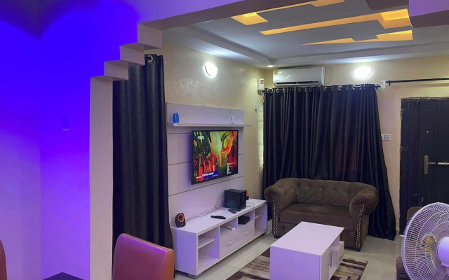 Foyin Hotel And Apartment