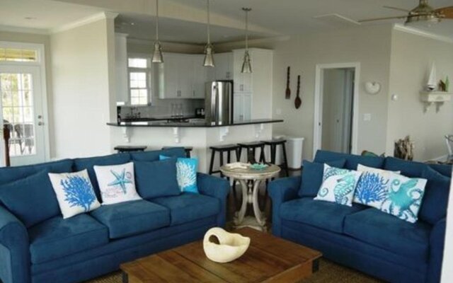 Compass Rose 4 Bedroom Home by RedAwning