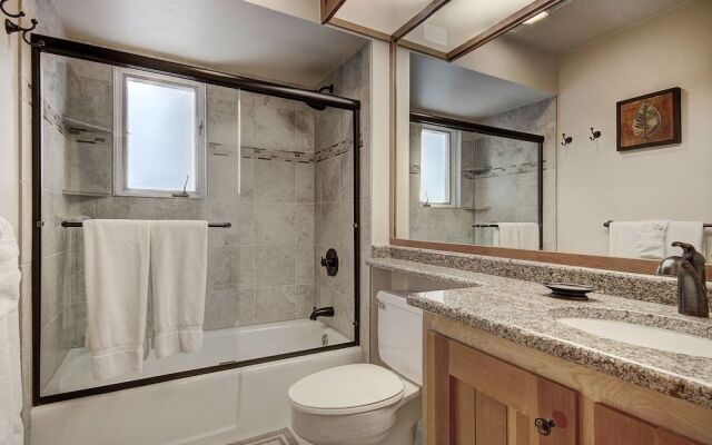 1903 Soda Springs I - 2 Br Townhouse