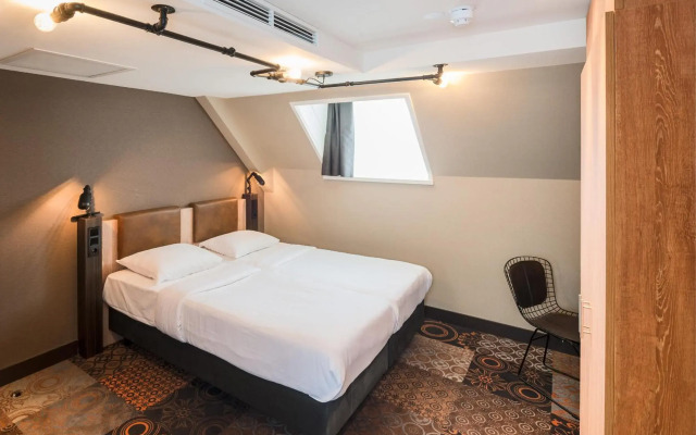 Alfred Hotel