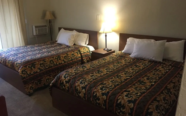 Holiday Lodge