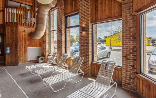 Quality Inn Decatur near US-224