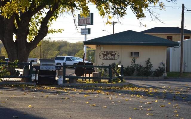 Purple Sage By OYO Snyder TX