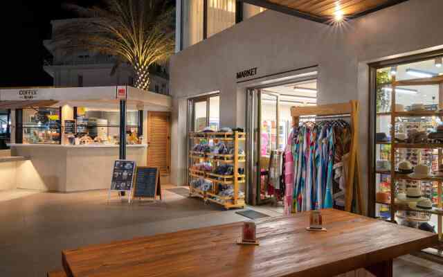 Blue Sky City Beach Hotel