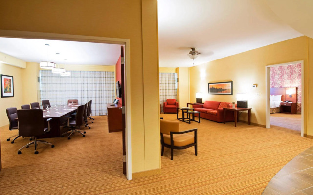 Courtyard by Marriott Ottawa East