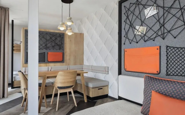 Stay KooooK Geneva City – Online Check In