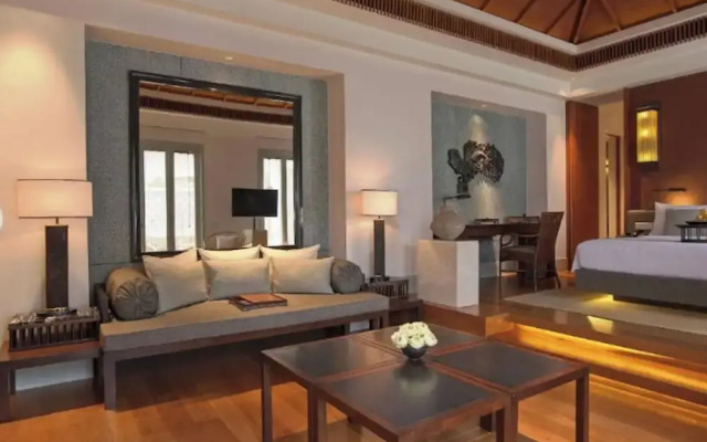 LOS CORALES VILLAS and SUITES