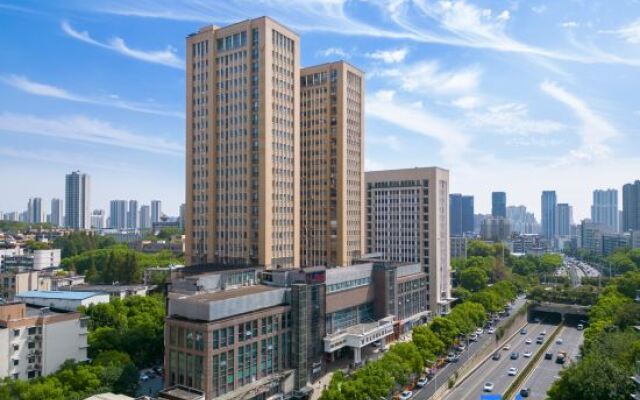 Vienna International Hotel Wuhan Jiedaokou Branch
