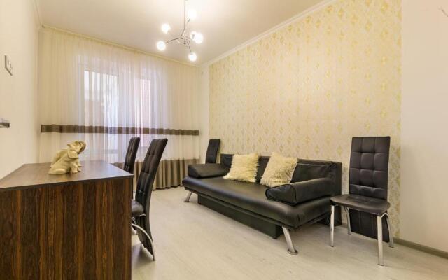 Lux 3-Bedroom Apartment in Most City Area