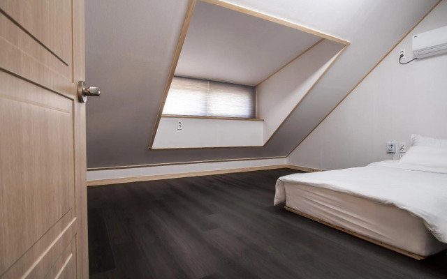 Built in Garage Jeju