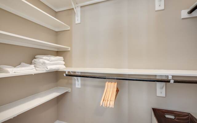 Kasa Houston Galleria Apartments