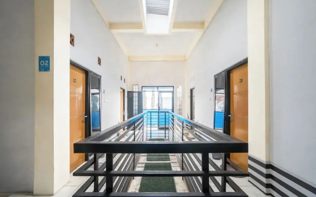 OYO 94148 Forzando Hotel