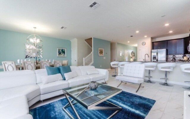 9076hs 8 Bedroom Villa by Redawning