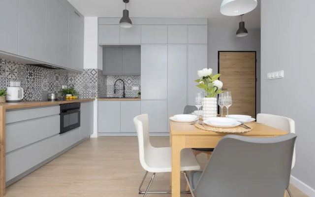 Warsaw Apartment With Balcony by Renters